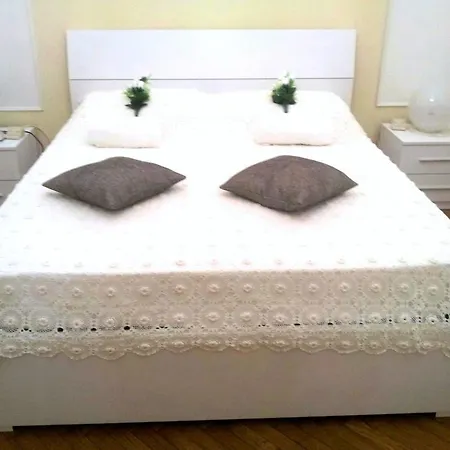 Un Giardino A Due Passi Dal Mare דירה