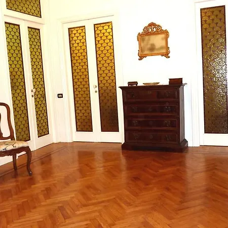 Un Giardino A Due Passi Dal Mare דירה