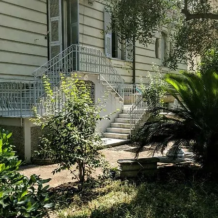 Appartement Un Giardino A Due Passi Dal Mare